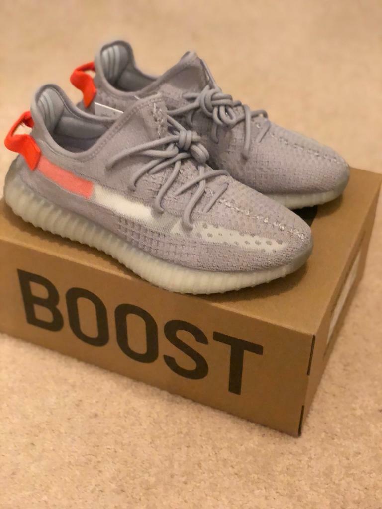 Trade Yeezy 350 V2 Tail Light FX9017 Chinese Fake Goods